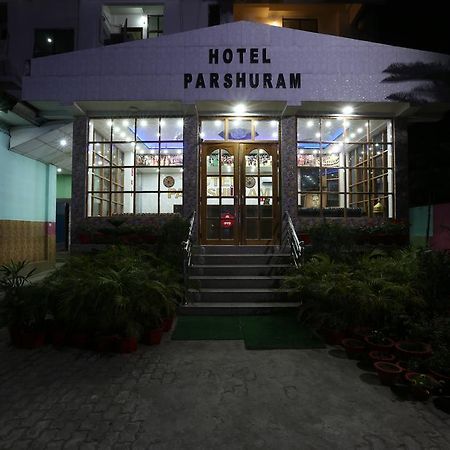Hotel Parshuram Guwahati Buitenkant foto