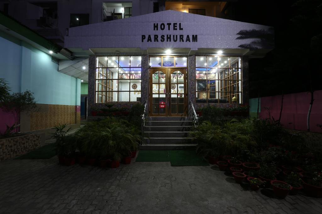 Hotel Parshuram Guwahati Buitenkant foto