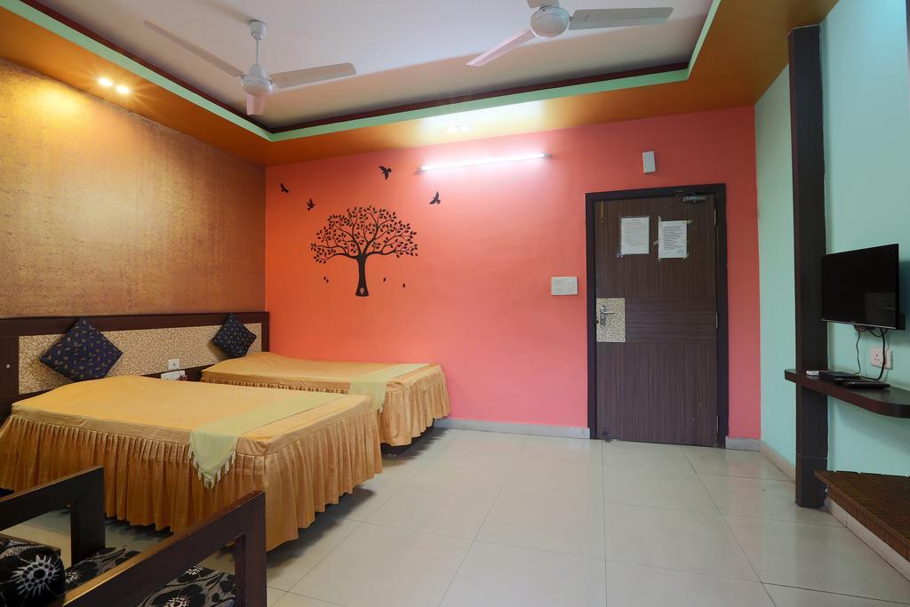 Hotel Parshuram Guwahati Buitenkant foto