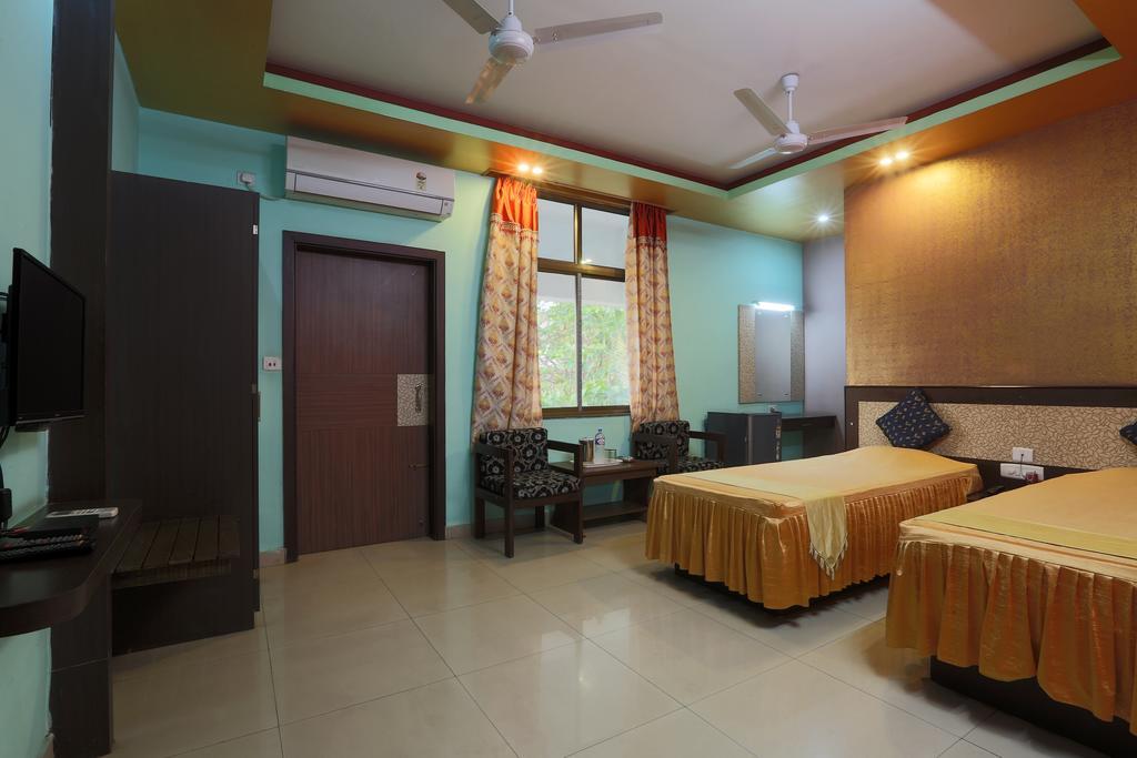 Hotel Parshuram Guwahati Buitenkant foto