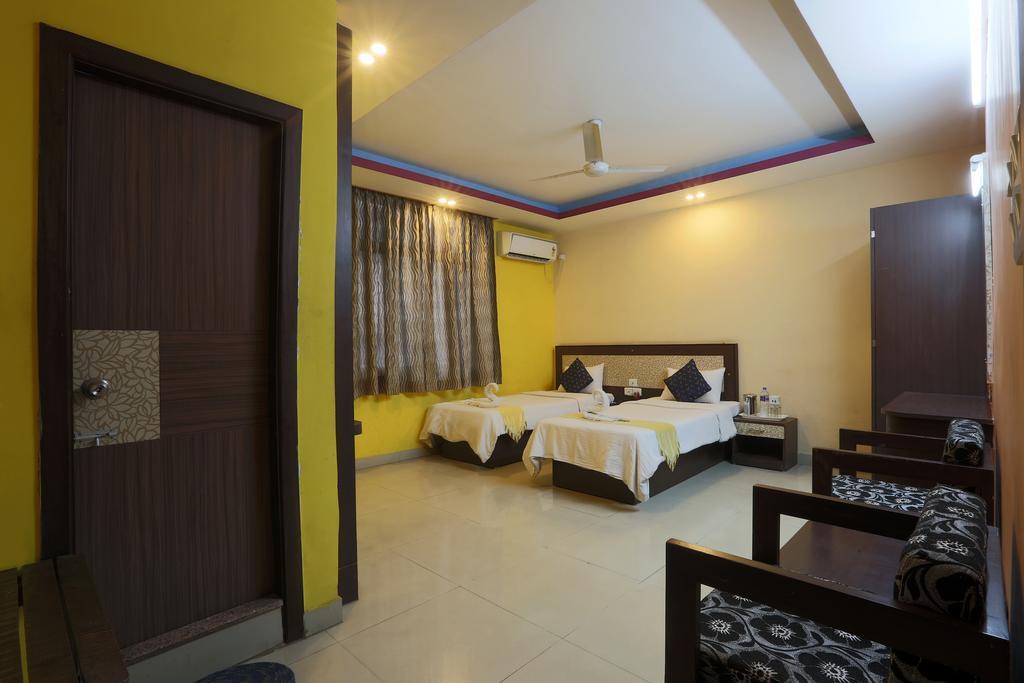 Hotel Parshuram Guwahati Buitenkant foto